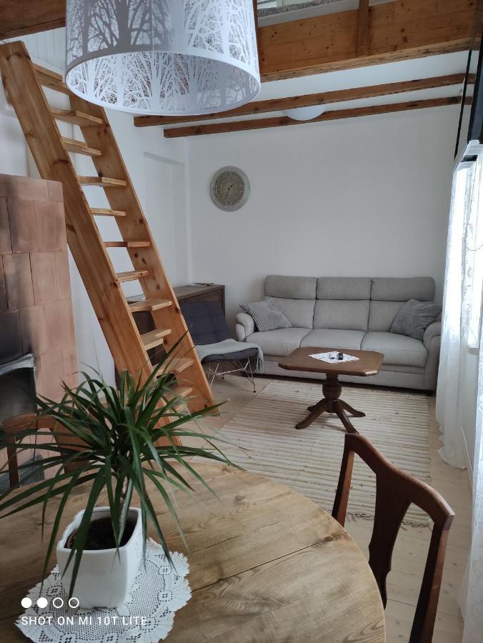 Vallikraavi Apartment Tartu Esterno foto