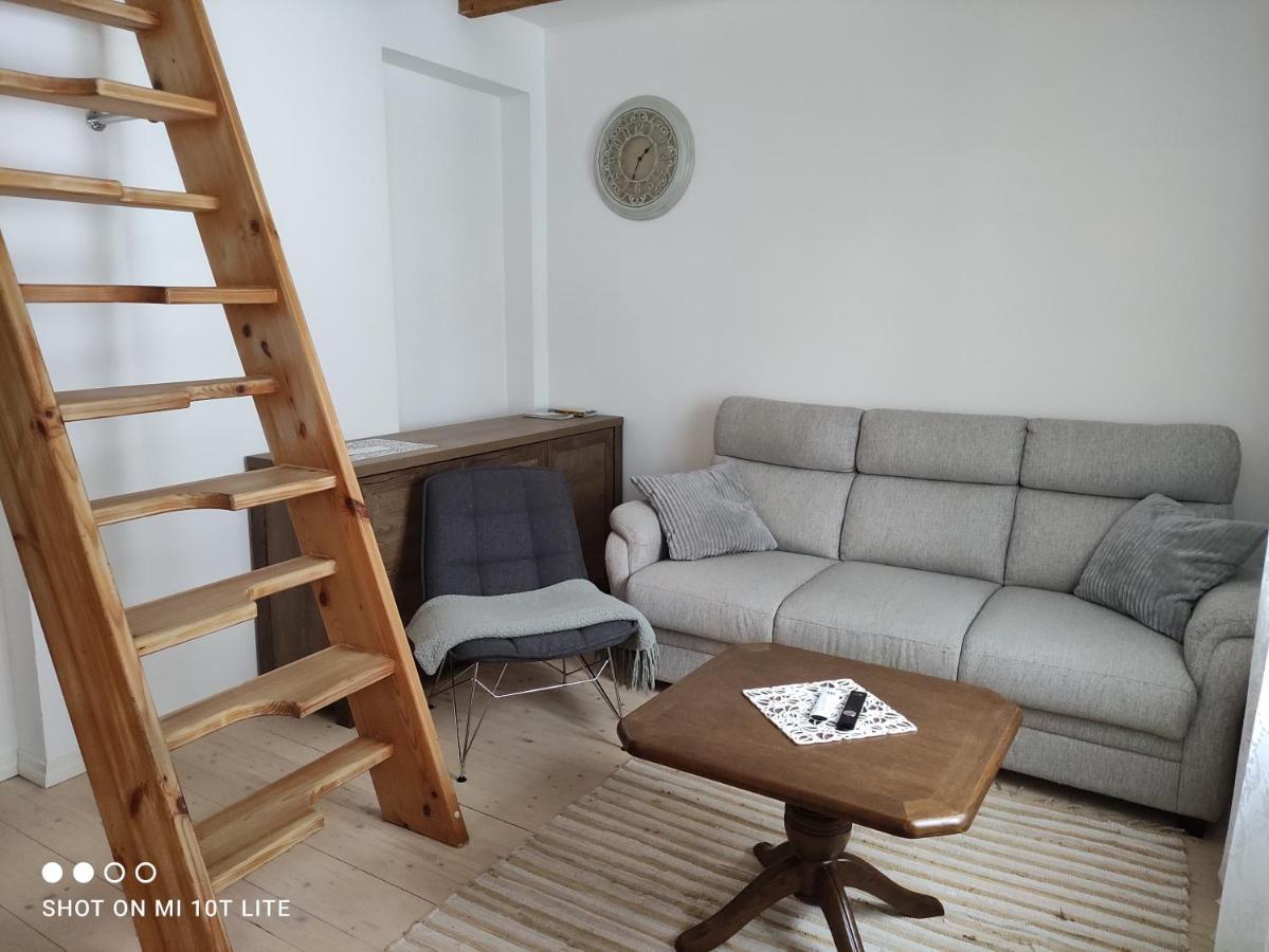 Vallikraavi Apartment Tartu Esterno foto