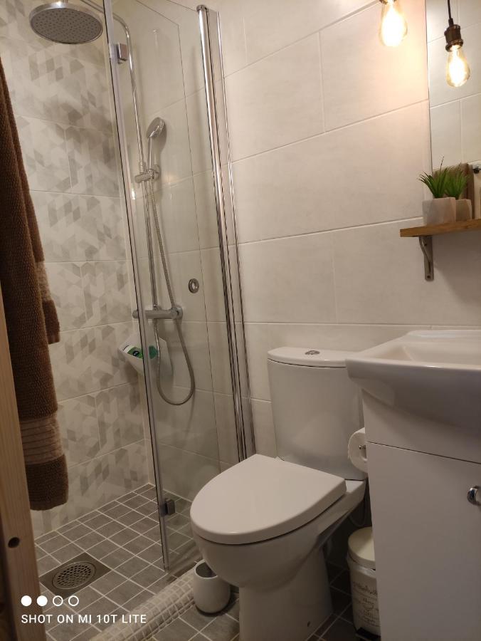 Vallikraavi Apartment Tartu Esterno foto