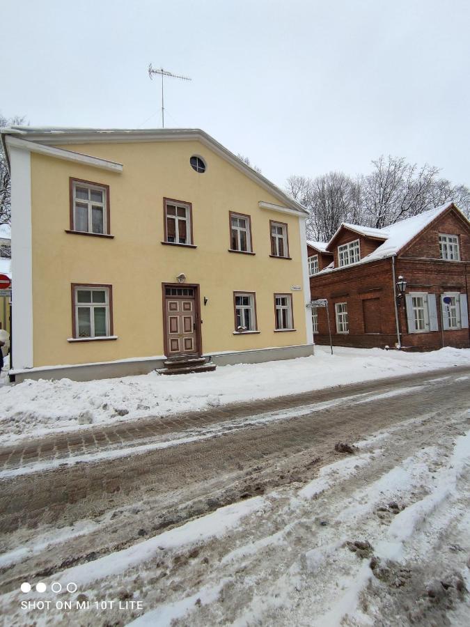 Vallikraavi Apartment Tartu Esterno foto