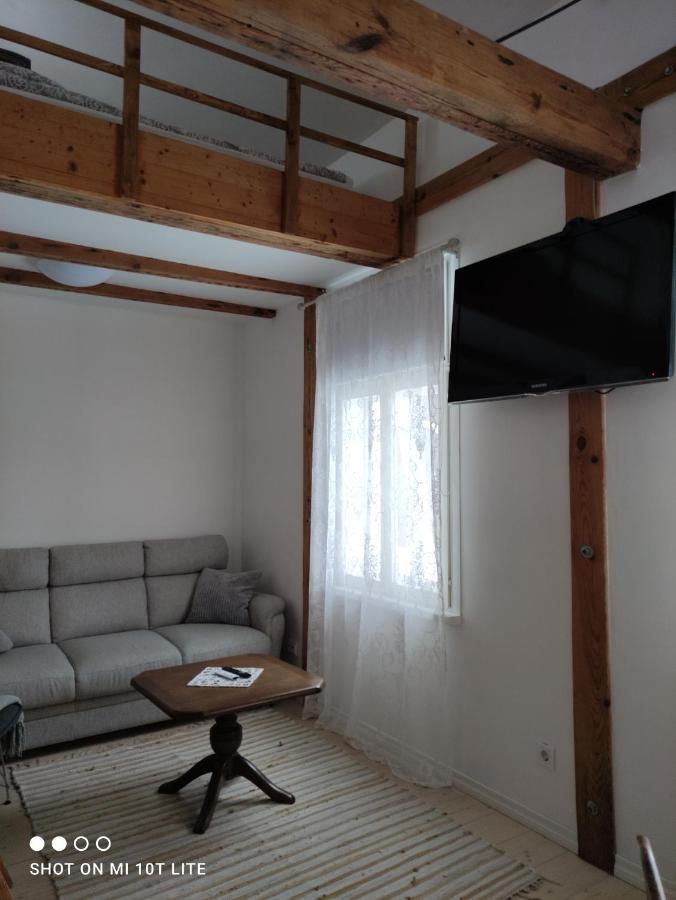 Vallikraavi Apartment Tartu Esterno foto